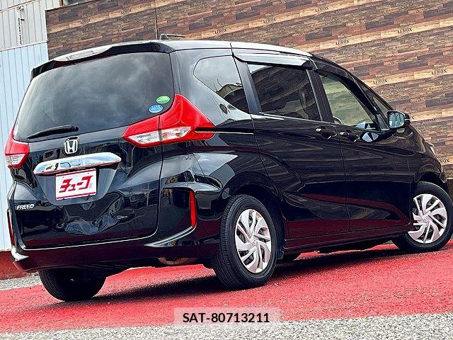 Honda FREED 2017-04 8230126-2