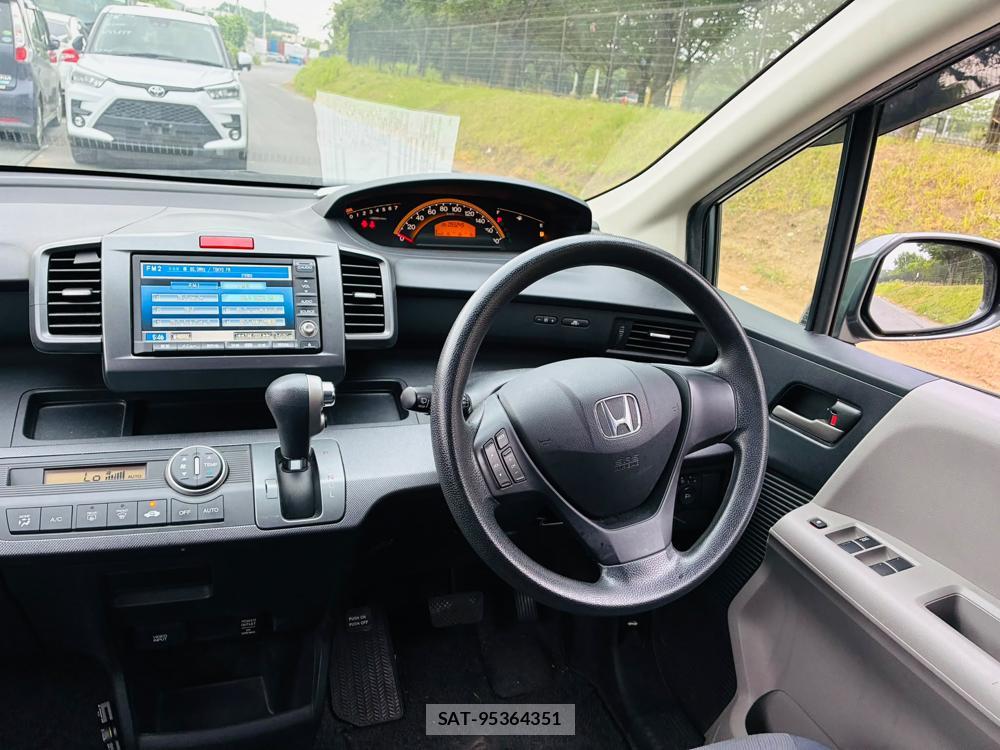 Honda FREED 2009-07 8170162-13