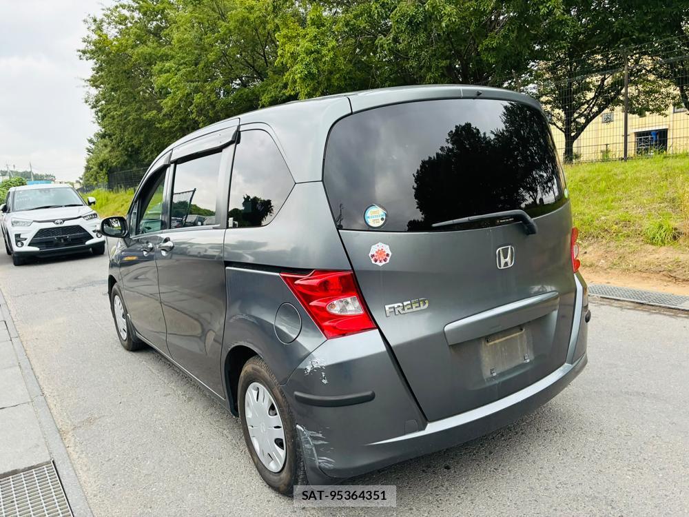 Honda FREED 2009-07 8170162-2