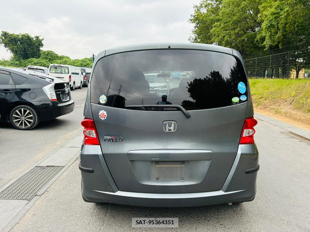 Honda FREED 2009-07 8170162-3