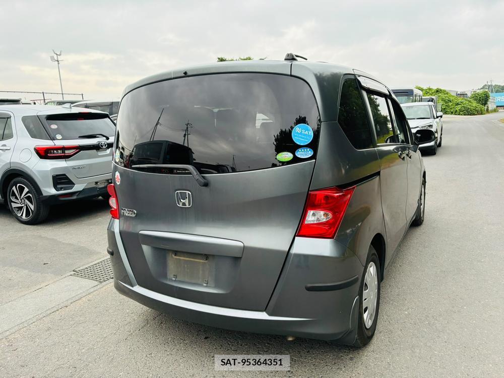 Honda FREED 2009-07 8170162-4