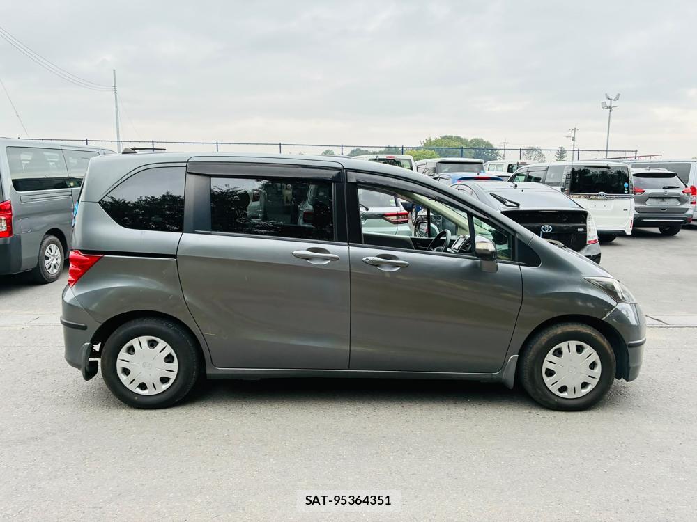 Honda FREED 2009-07 8170162-5