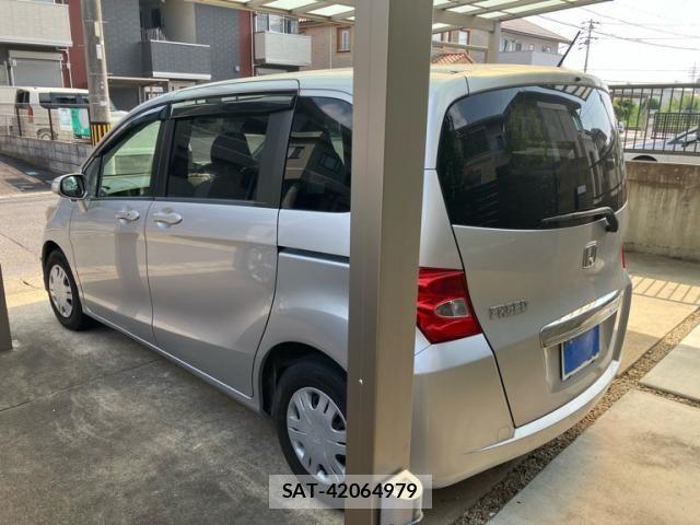 Honda FREED 2009-11 8230136-3