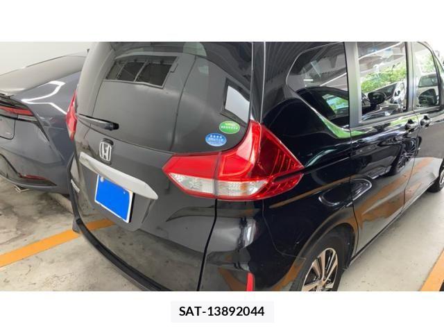 Honda FREED 2017-08 8230129-6