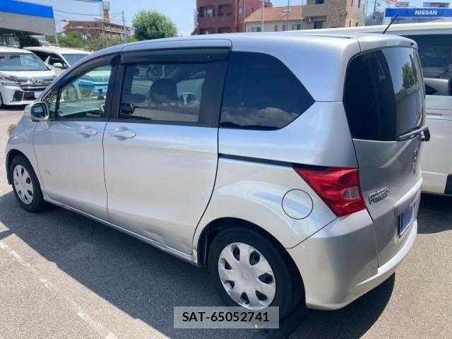 Honda FREED 2010-07 8230139-6