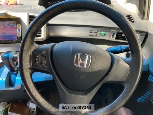 Honda FREED 2014-08 8230135-12