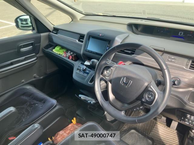 Honda FREED 2017-09 8230130-9