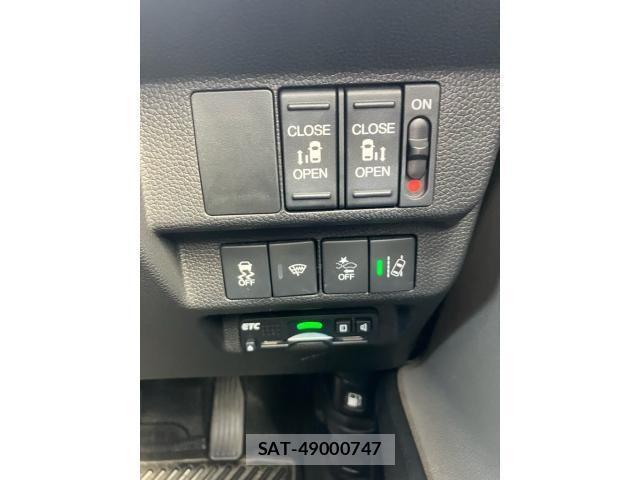 Honda FREED 2017-09 8230130-17