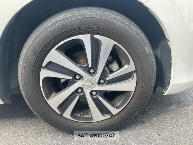 Honda FREED 2017-09 8230130-6