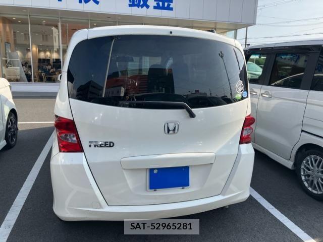 Honda FREED 2009-10 8230138-2