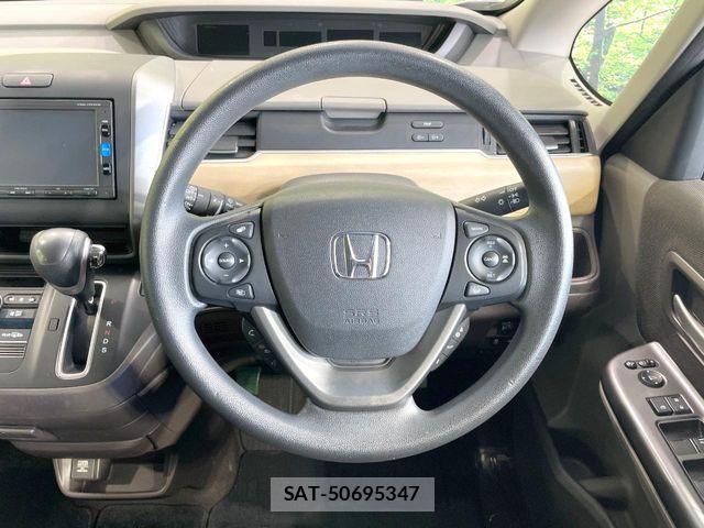 Honda FREED 2017-08 8245250-11