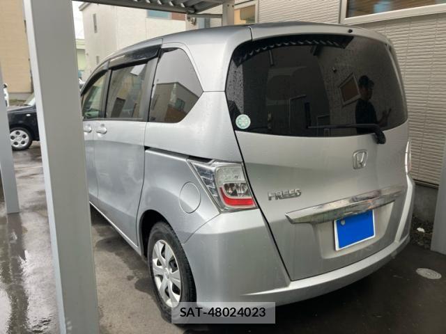 Honda FREED 2013-03 8245252-2