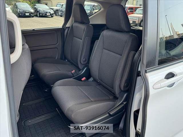 Honda FREED 2024-01 8335913-16