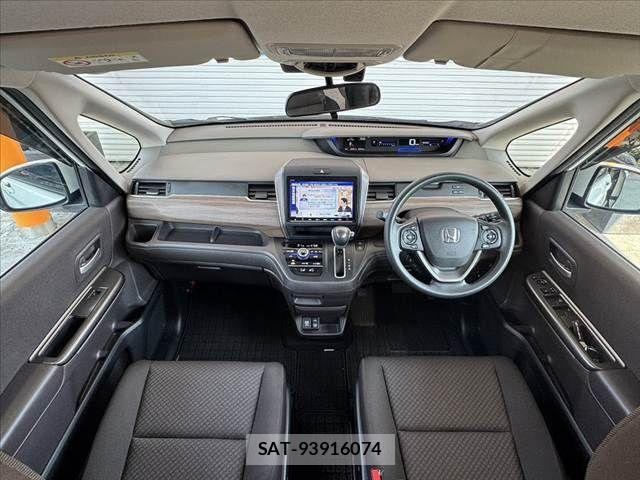 Honda FREED 2024-01 8335913-1