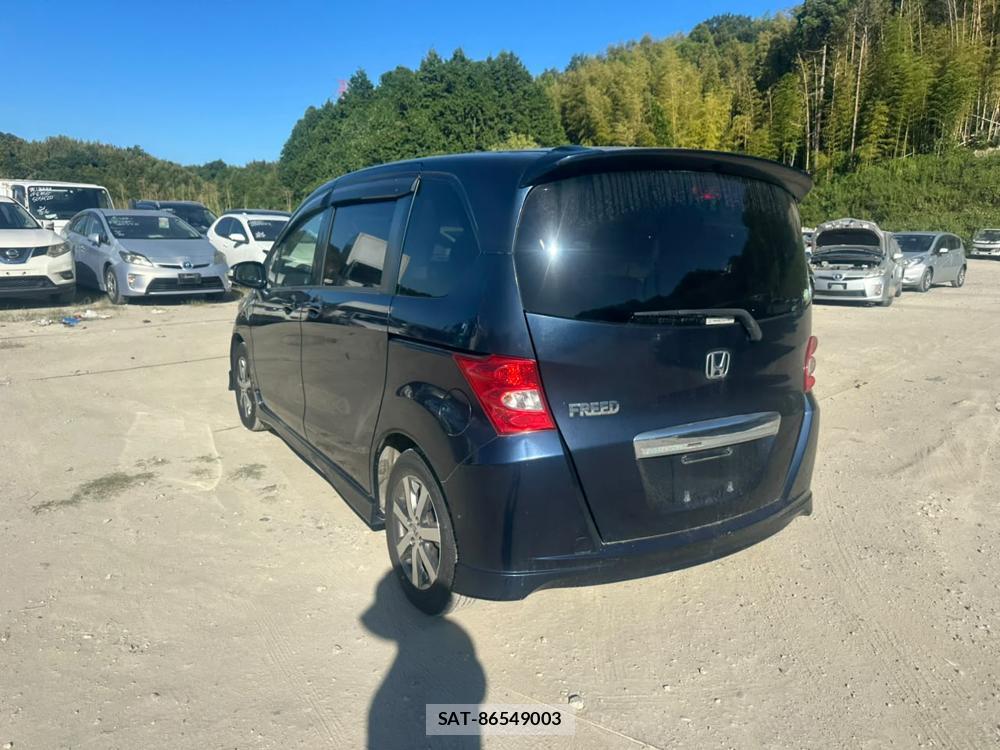 Honda FREED 2009-10 7773766-2
