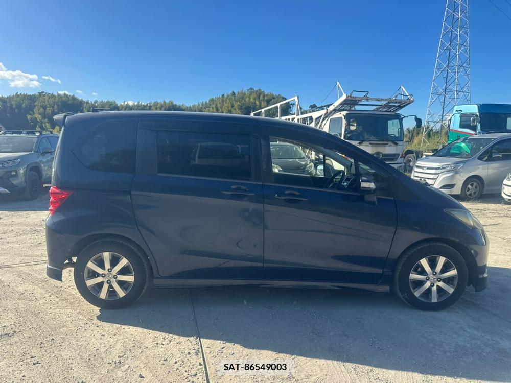 Honda FREED 2009-10 7773766-5