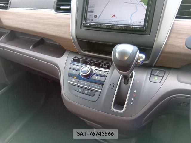 Honda FREED 2023-06 8335916-9