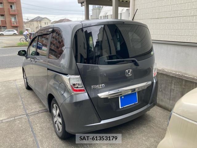 Honda FREED 2012-02 8335925-2