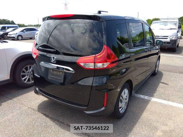 Honda FREED 2023-06 8335915-2