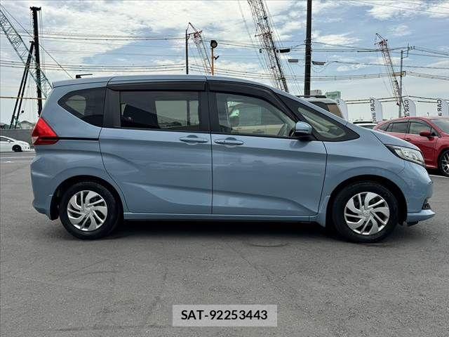 Honda FREED 2022-08 8335914-11