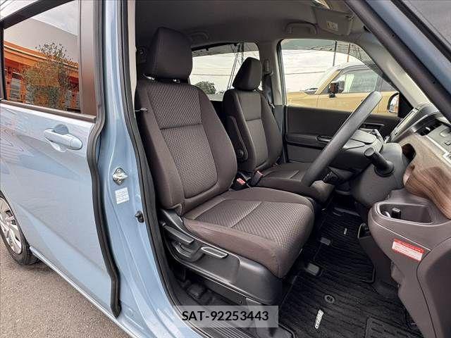 Honda FREED 2022-08 8335914-15