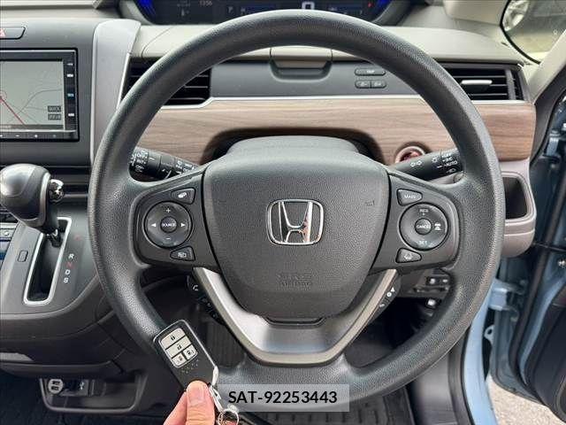 Honda FREED 2022-08 8335914-6