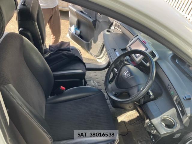 Honda FREED 2014-08 8335924-10