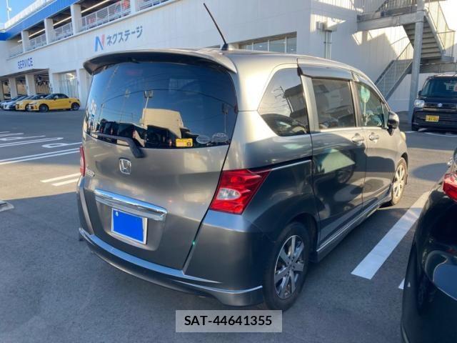 Honda FREED 2009-08 8335926-2