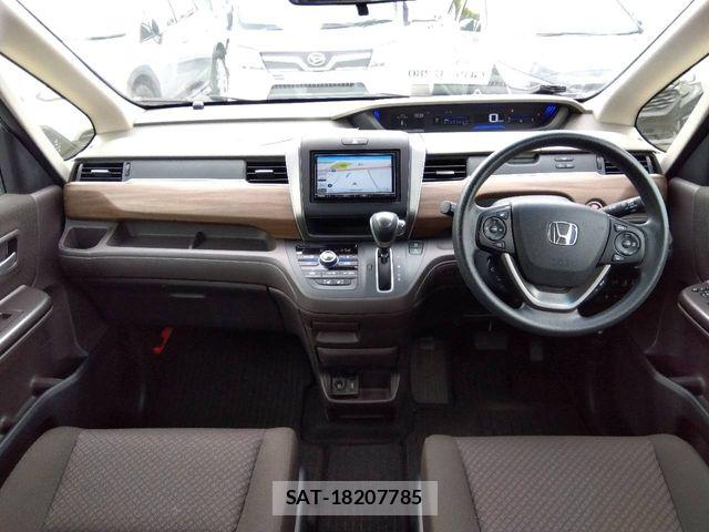 Honda FREED 2023-06 8335917-14
