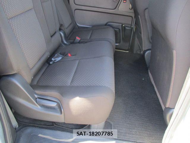 Honda FREED 2023-06 8335917-18