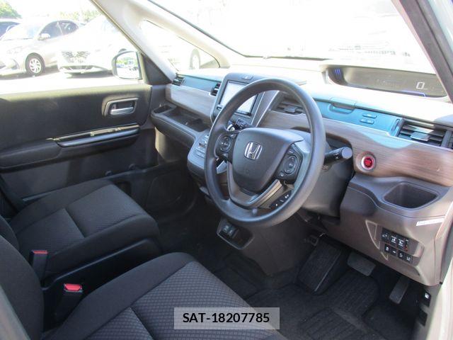 Honda FREED 2023-06 8335917-1