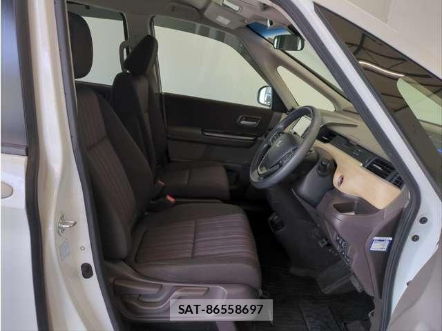 Honda FREED 2017-10 8353767-24