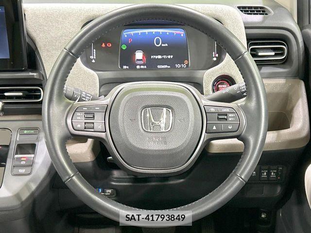 Honda FREED 2024-08 8354525-11