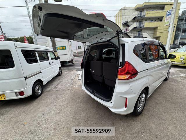 Honda FREED 2019-12 8354538-23