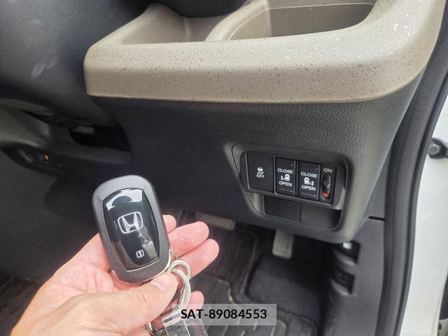 Honda FREED 2025-02 8366004-4