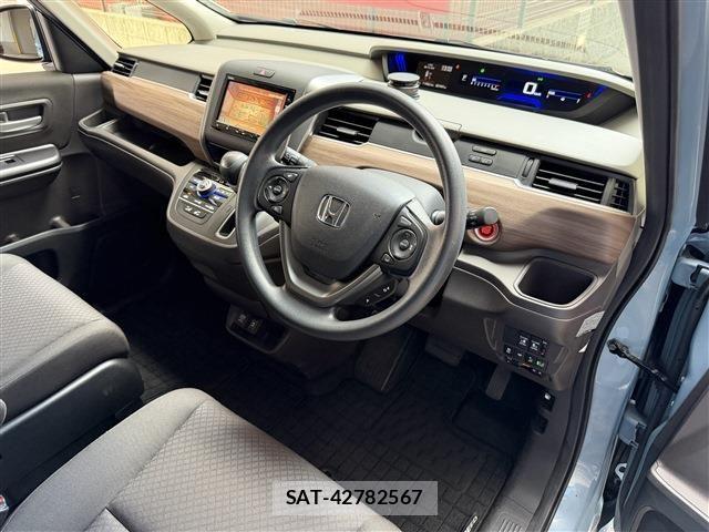 Honda FREED 2022-07 8366007-6