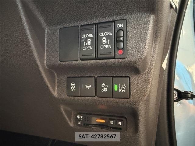 Honda FREED 2022-07 8366007-7