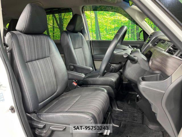 Honda FREED 2018-06 8366010-6