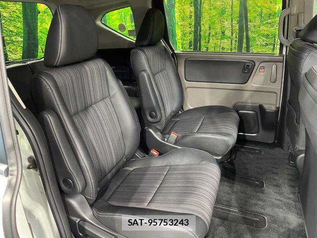 Honda FREED 2018-06 8366010-7