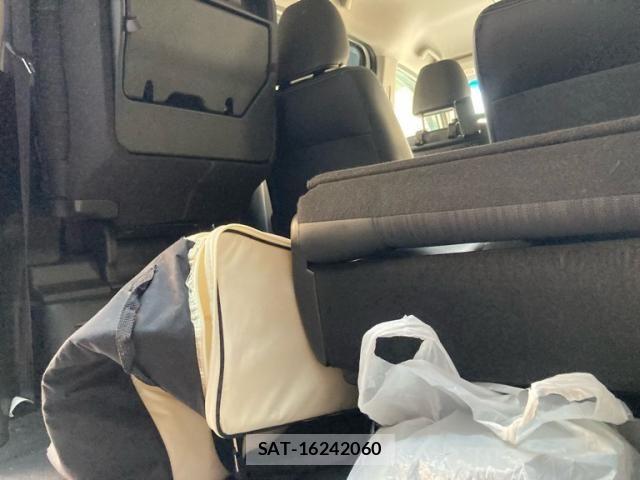 Honda FREED 2018-01 8366013-13