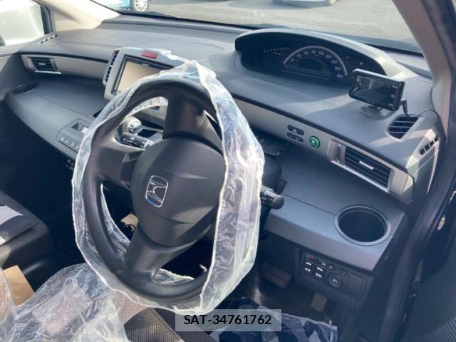 Honda FREED 2011-10 8366022-5