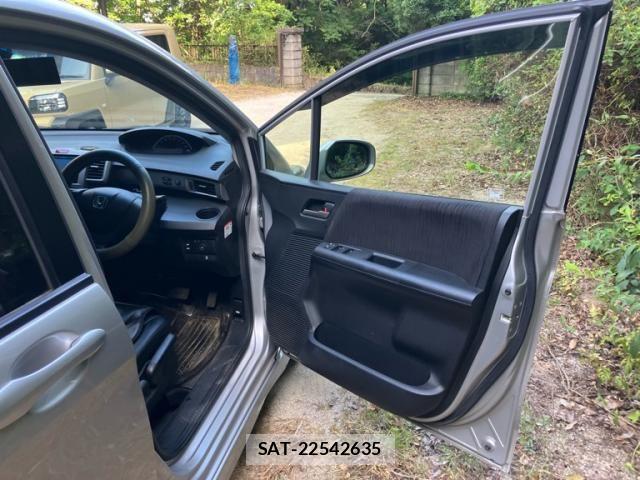 Honda FREED 2014-03 8371678-9