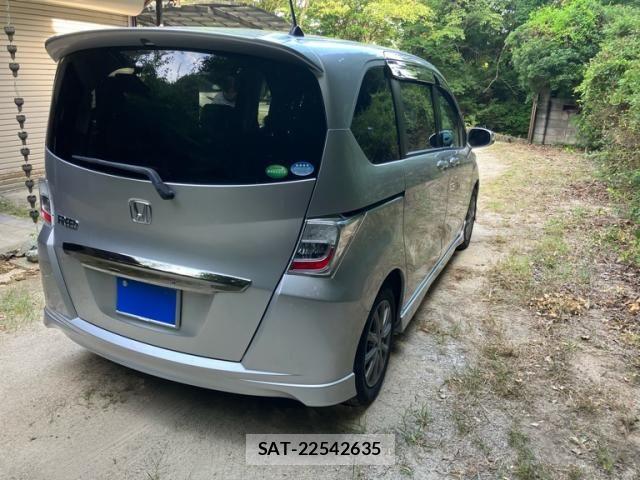 Honda FREED 2014-03 8371678-3