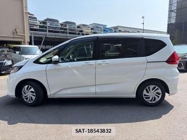 Honda FREED 2019-05 8371677-5