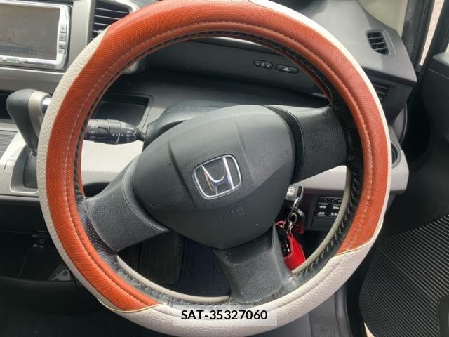Honda FREED 2010-09 8412572-15