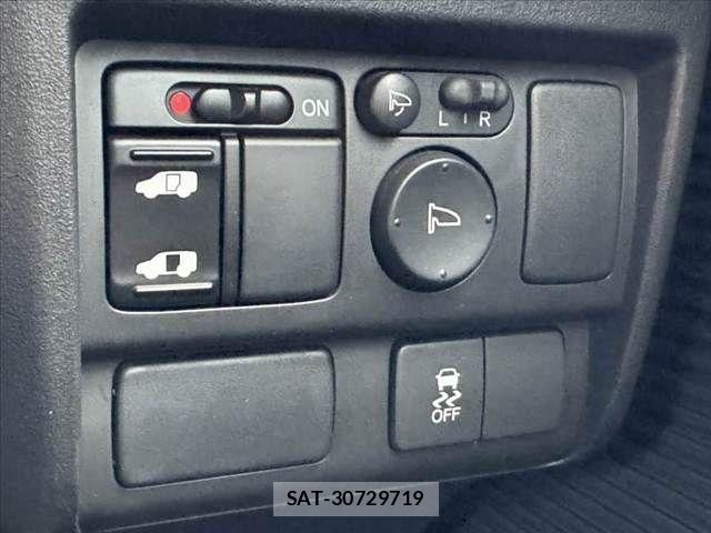 Honda FREED 2013-04 8412560-4