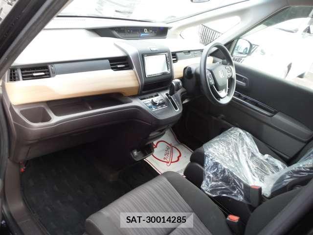 Honda FREED 2018-03 8412552-12