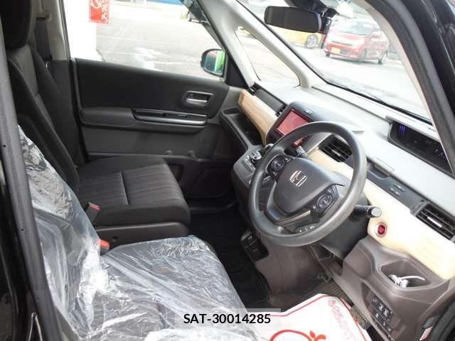 Honda FREED 2018-03 8412552-17