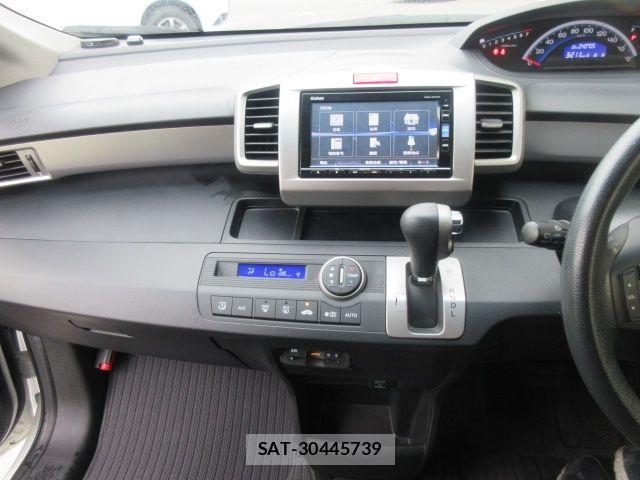 Honda FREED 2015-12 8412556-13
