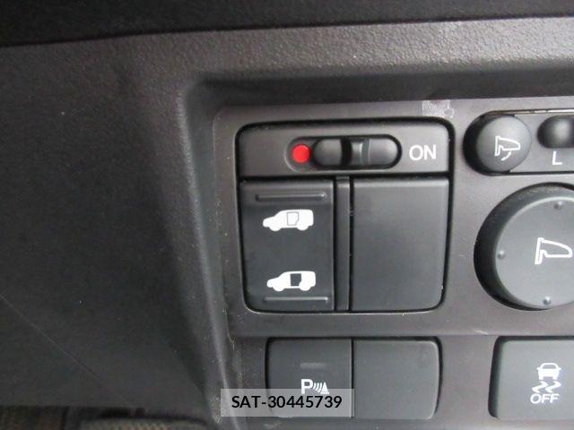 Honda FREED 2015-12 8412556-19